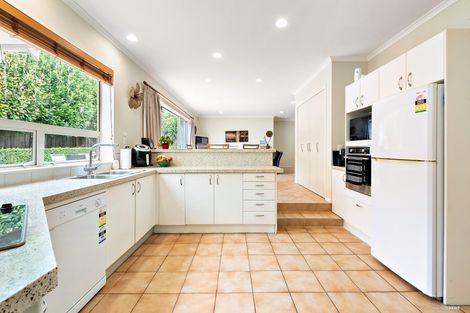 Photo of property in 17 Cascaden Road, Gulf Harbour, Whangaparaoa, 0930