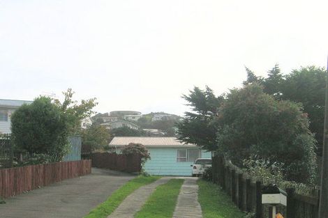 Photo of property in 71 Beaumaris Crescent, Ascot Park, Porirua, 5024
