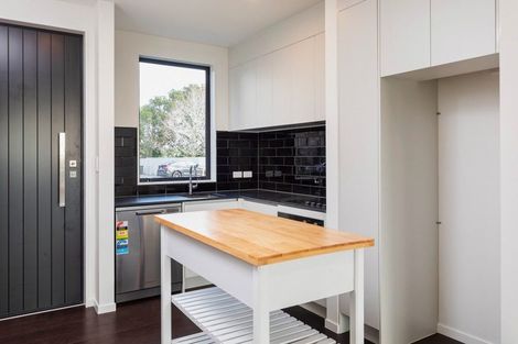 Photo of property in 54c Selwyn Avenue, Mission Bay, Auckland, 1071