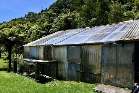 Photo of property in 4546 Karamea Highway, Karamea, 7893