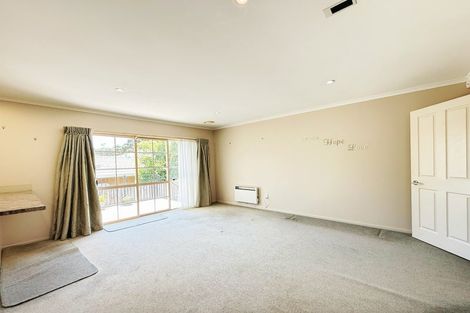 Photo of property in 10 Amherst Place, Albany, Auckland, 0632