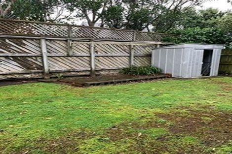 Photo of property in 20 Messenger Terrace, Oakura, 4314