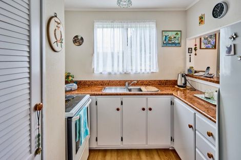 Photo of property in 26 Hartford Crescent, Totara Park, Upper Hutt, 5018