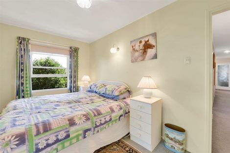 Photo of property in 18 Champion Terrace, Moana, Nelson, 7011