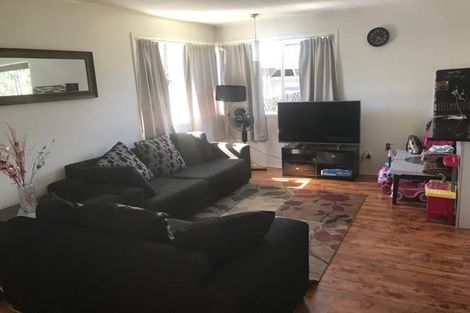 Photo of property in 2/4185 Great North Road, Glen Eden, Auckland, 0602