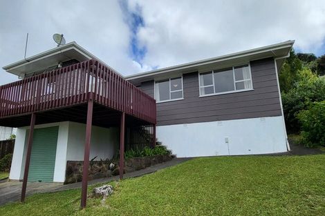 Photo of property in 9 Aralia Road, Sunnynook, Auckland, 0620