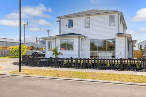 Photo of property in 15 Timbermill Road, Whenuapai, Auckland, 0618