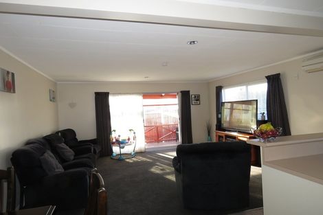 Photo of property in 10 Colvin Street, Westport, 7825