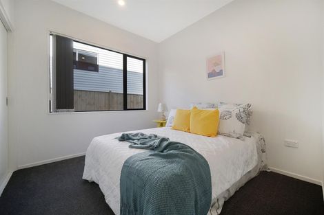 Photo of property in 22b Crestview Rise, Papakura, 2110