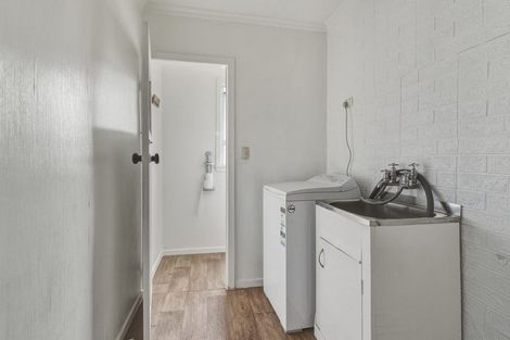 Photo of property in 8 Helensbrook Road, Milton, 9220