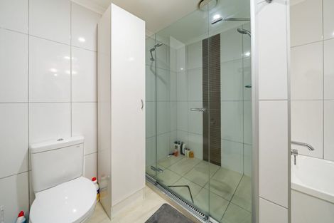 Photo of property in Bellagio Apartments, 9a/39 Taranaki Street, Te Aro, Wellington, 6011