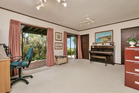 Photo of property in 7 Galaxy Drive, Mairangi Bay, Auckland, 0630