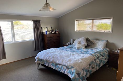 Photo of property in 45 Garden Heights Avenue, Glenview, Hamilton, 3206