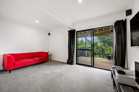 Photo of property in 26 Wisteria Grove, Maungaraki, Lower Hutt, 5010