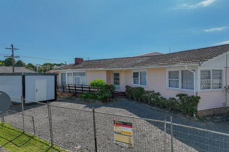 Photo of property in 37 Haddon Street, Mangere East, Auckland, 2024
