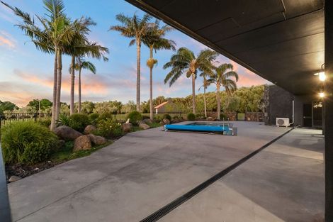 Photo of property in 337a Clarks Beach Road, Clarks Beach, Pukekohe, 2679