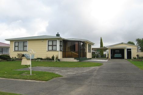 Photo of property in 5 Montgomery Street, Feilding, 4702
