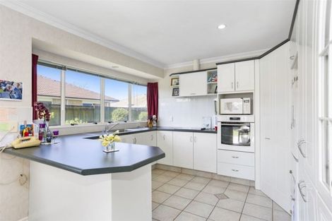 Photo of property in 14 Melia Place, Mount Maunganui, 3116