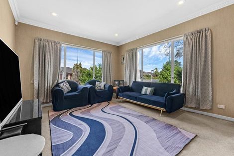 Photo of property in 1 Monash Place, Flat Bush, Auckland, 2016