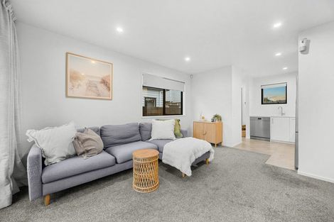 Photo of property in 7 Patrick Rice Drive, Swanson, Auckland, 0614