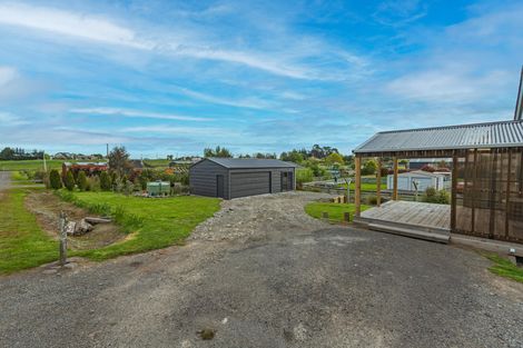 Photo of property in 1 Ingham Street, Halcombe, Feilding, 4779