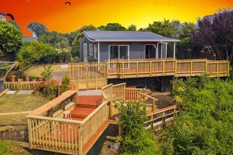 Photo of property in 108 Rosetta Road, Raumati South, Paraparaumu, 5032