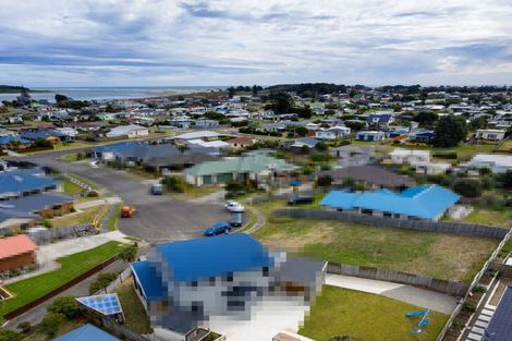 Photo of property in 13 Teppett Place, Foxton Beach, Foxton, 4815