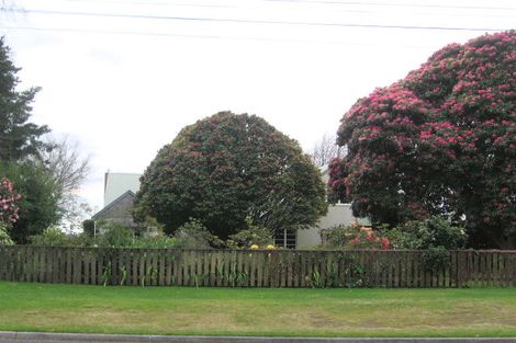 Photo of property in 16 Hinewa Road, Otumoetai, Tauranga, 3110