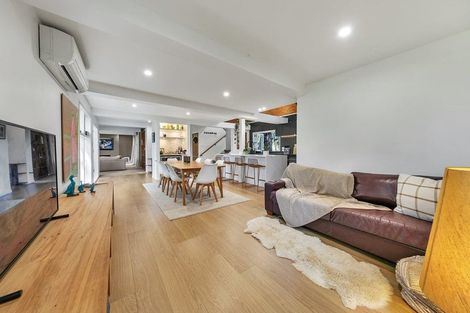 Photo of property in 186c Woodlands Park Road, Titirangi, Auckland, 0604