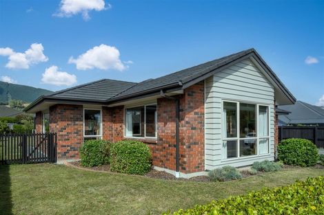 Photo of property in 76 Covent Drive, Stoke, Nelson, 7011