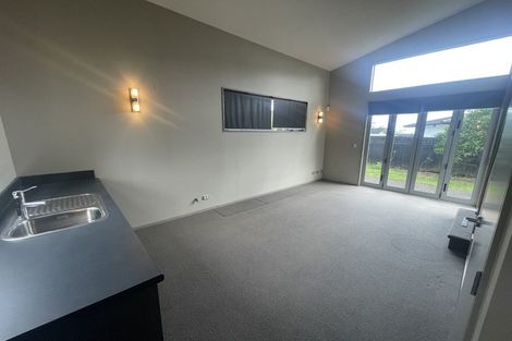 Photo of property in 9 Armstrong Farm Drive, East Tamaki Heights, Auckland, 2016