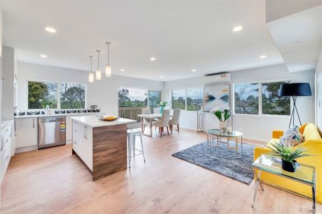 Photo of property in 48a Pine Avenue, Henderson, Auckland, 0612