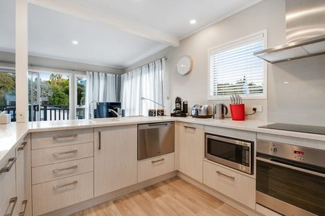 Photo of property in 1/25 Orion Place, Hillcrest, Auckland, 0627