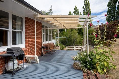 Photo of property in 13 Tamblyn Drive, Lake Roxburgh Village, Roxburgh, 9571