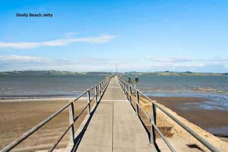 Photo of property in 48 Omana Avenue, Shelly Beach, Helensville, 0874