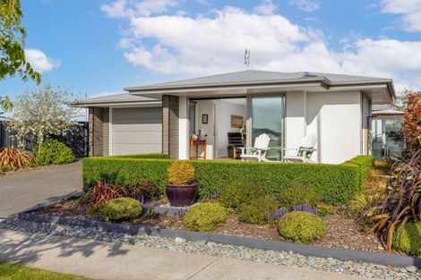 Photo of property in 49 Lakeside Drive, Pegasus, 7612