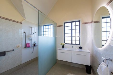 Photo of property in 38 Kensington Drive, Taradale, Napier, 4112