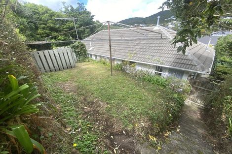 Photo of property in 2 Thurleigh Grove, Karori, Wellington, 6012