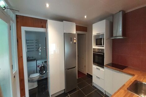 Photo of property in 216 Oriental Parade, Oriental Bay, Wellington, 6011