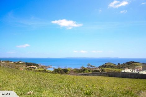 Photo of property in 15 Nancy Wake Place, Cable Bay, 0420