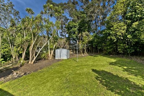 Photo of property in 109 Domain Crescent, Muriwai, Waimauku, 0881