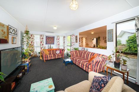 Photo of property in 23 Mountfort Grove, Feilding, 4702