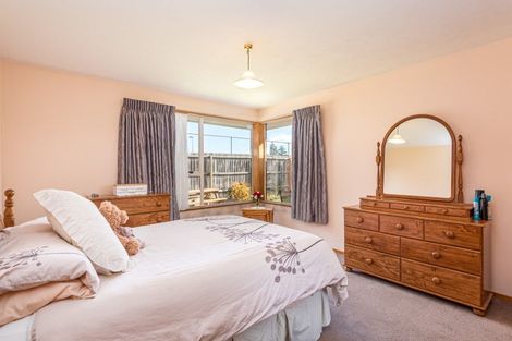 Photo of property in 41a Sawyers Arms Road, Northcote, Christchurch, 8052