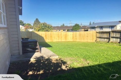 Photo of property in 44 Rimu Street, New Lynn, Auckland, 0600