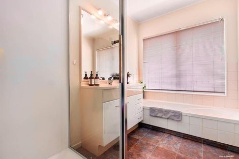 Photo of property in 357a Great South Road, Opaheke, Papakura, 2113