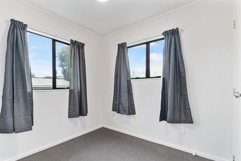 Photo of property in 43 Burbank Avenue, Manurewa, Auckland, 2102