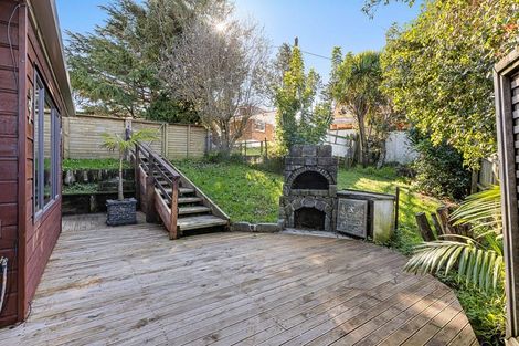 Photo of property in 1/86 Waimumu Road, Massey, Auckland, 0614