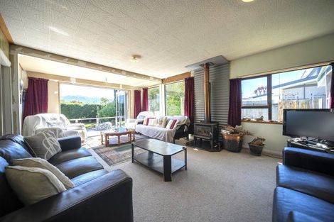 Photo of property in 221 Milford Road, Te Anau, 9600