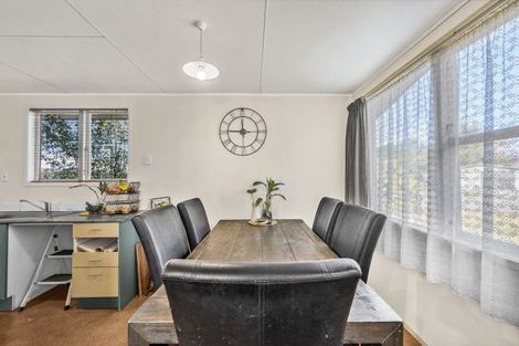 Photo of property in 4 Jade Place, Pukehangi, Rotorua, 3015