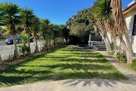 Photo of property in 1/30 Burundi Avenue, Clendon Park, Auckland, 2103